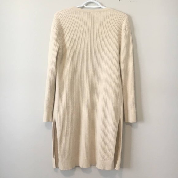 long ribbed cream-colored cardigan with 2 pockets and side cutouts - Picture 2 of 2